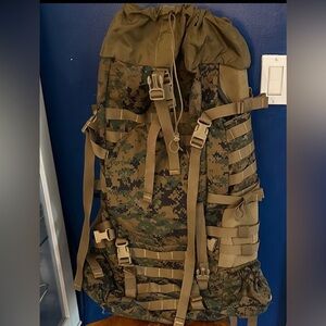 NWOT Proper International Department of Navy Camouflage Backpack Rucksack